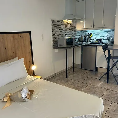 Hand Made ארונה